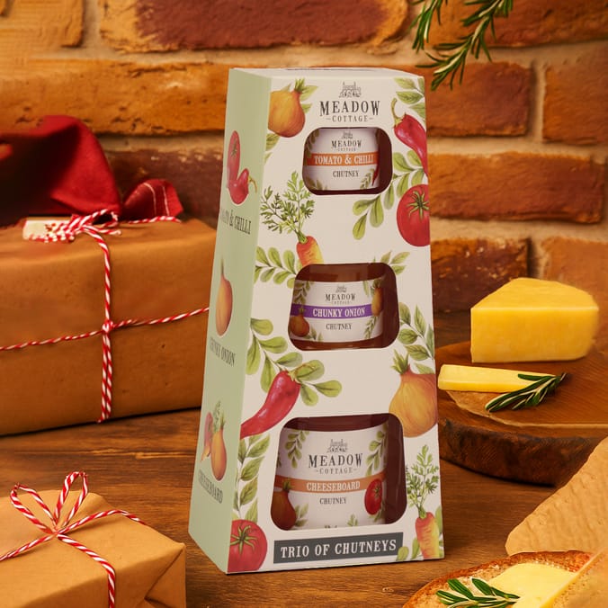 Meadow Cottage Trio of Chutneys Gift Set – Tomato & Chilli, Chunky Onion & Cheeseboard Chutney (Christmas Food Gift)