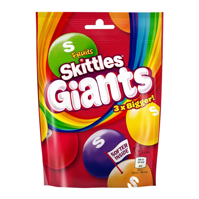Skittles Giants Chewy Sweets Fruit Flavoured Pouch Bag 132g