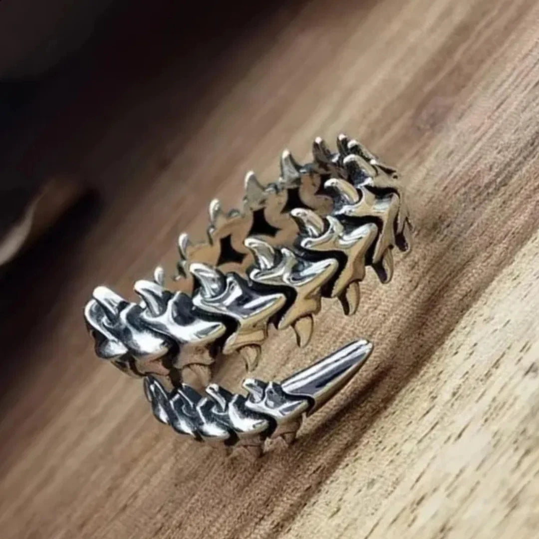 Adjustable Centipede Spine Ring | Gothic Skeleton Bone Ring for Men & Women | Punk Horror Statement Jewelry