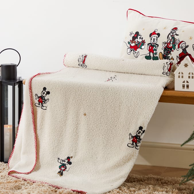 Disney Mickey Mouse Sherpa Fleece Blanket & Cushion Set – Premium Soft Winter Throw
