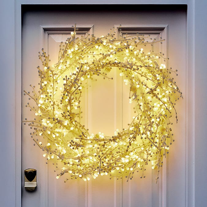 Prestige Mains Operated 600 LED Winter Berry Wreath - Warm White