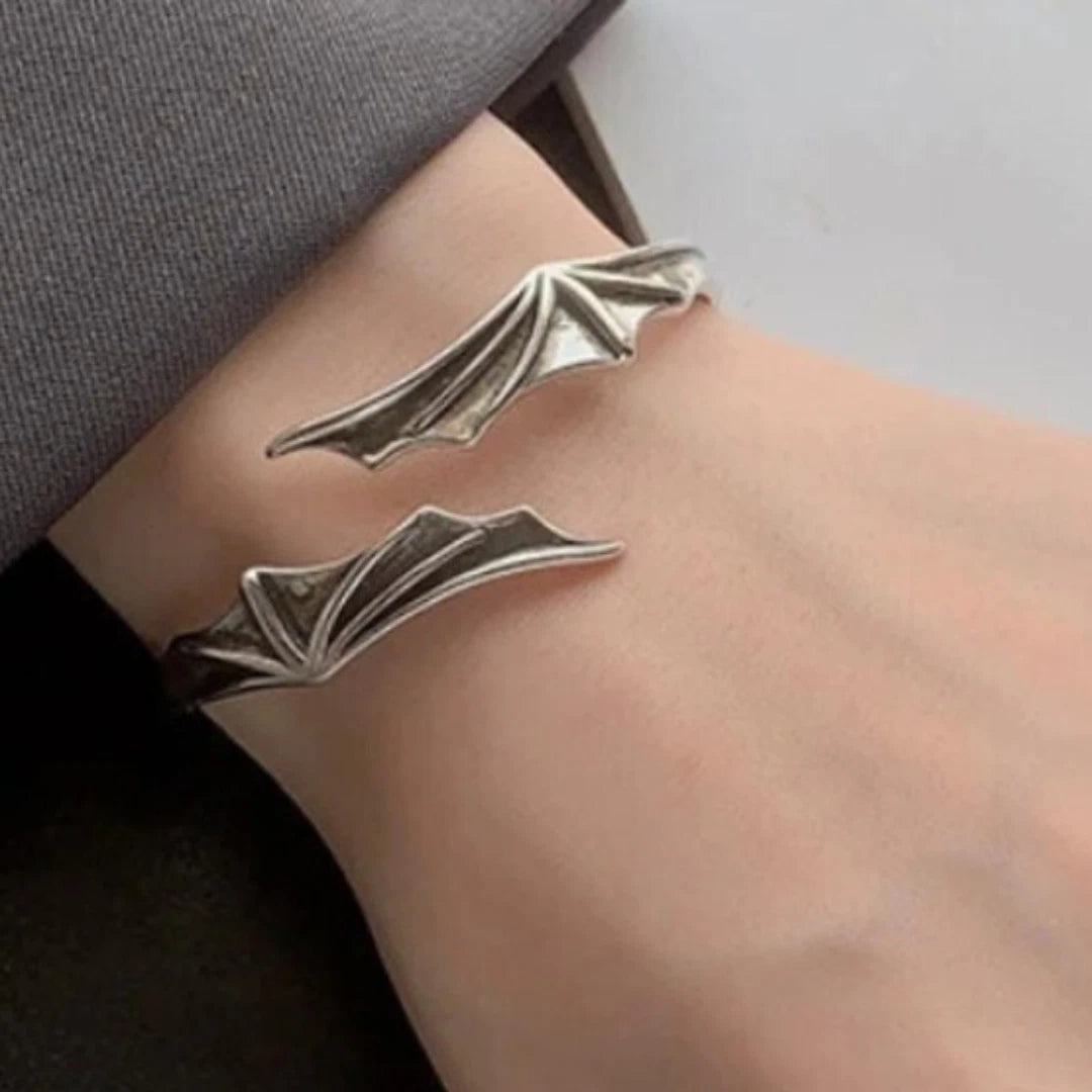 Vintage Vampire Devil Bracelet, Demon Bat Wing, Adjustable Gothic Bracelet